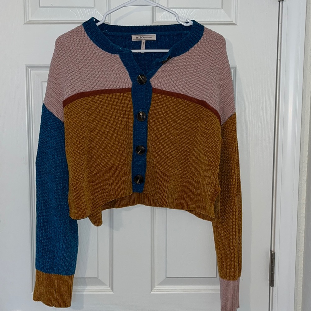 BCBGeneration cardigan. Worn less than 3 times and bought in winter 2020